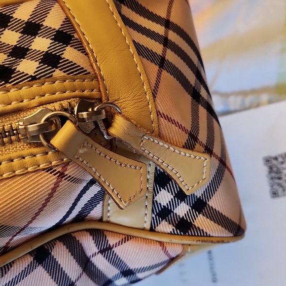 BURBERRY BLUE LABLE VINTAGE HAND BAG/ W COA - Picture 11 of 15